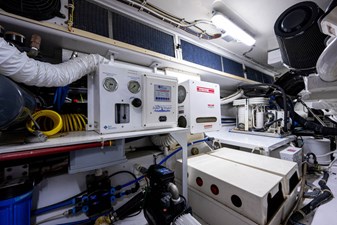 EAGLE'S NEST 88 _forward_stateroom_13