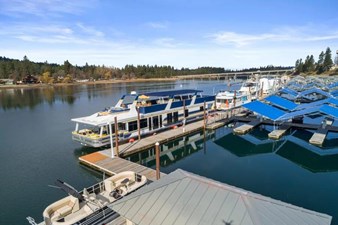 2000 Sumerset House Boat 39 