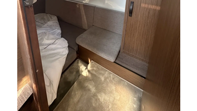 Beneteau Antares 11 Coupe 9 
