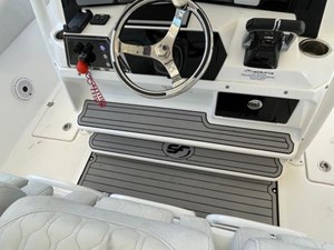 2020 Sea Fox 328 Commander 12 