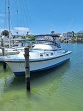 1989 Albin 32 Sportfisher 3 4