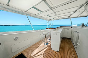 SERENITY 35 Sundeck