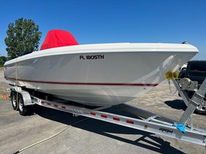 2010 Intrepid 245 Center Console 0 