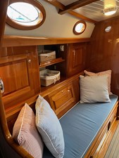 MAHALIA 14 15. Port side salon