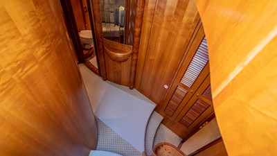 UNBRIDLED 48 DSC00542