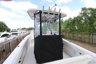 - 14 14_2017 26ft Robalo R260