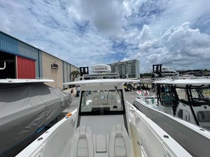 2018 Everglades 335 Center Console 55 