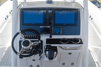 2017 Airship 330 8 