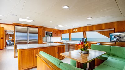 SILVER SEAS 13 Galley