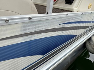 02 Bennington 257L Pontoon NLSQ 84 