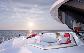 GENESIS 20 Bow U-Shape Seating