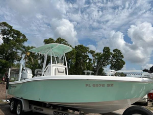 2021 Aquasport 230 Bay Boat 10 11