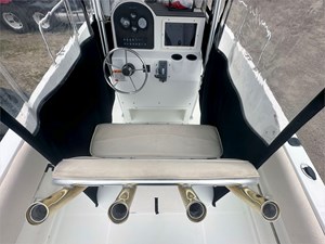 23' Hydra-Sports 2000 Seahorse 15 