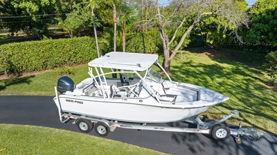 Sea Pro 240 Dual Console 41 HighRes-41 (Custom)