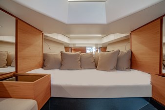 TENDER OWL 14 Double Berth