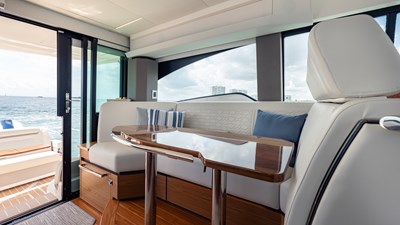 Lorax 41 2024 Tiara Yachts 48 LE