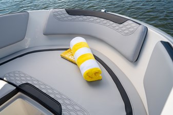 Bayliner M15  19 