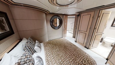 ENTOURAGE 7 MY-ENTOURAGE-2025-Bedroom 3