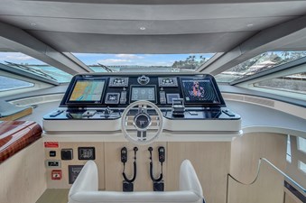 95 Raised Pilothouse 99 95' Azimut-68