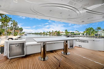El Ladrillo III 20 21__2002 94ft Ferretti Yachts 94 EL LADRILLO III