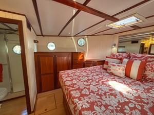 LITTLE LADY 35 Master Port