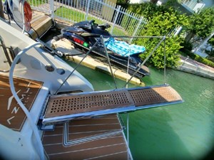 2013 Azimut Atlantis 38 26 27