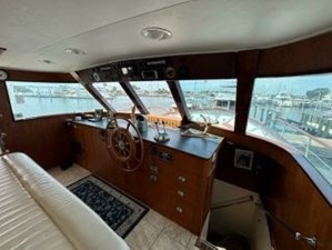 1976 Broward 75 Flybridge MY 2 