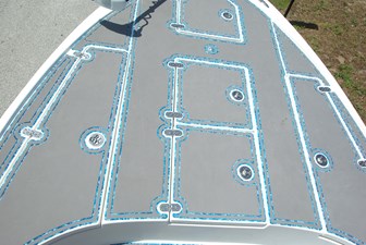 2010 Cape Horn Center Console 25 