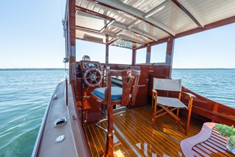 TALLULAH 4 Helm Area and Cockpit 