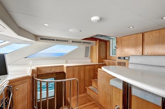 DANIELLE 19 020 Main Deck Pilothouse 03
