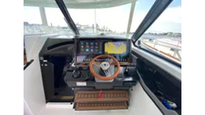 2021 Tiara Yachts 43 LE 10 