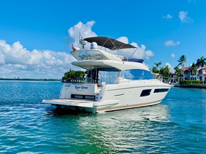 Knee Deep 13 13_BDBF26AE-3092-469B-AF20-8ACDBF9B371A