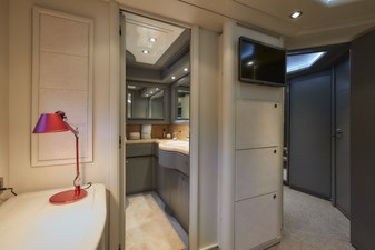 CAMARIK 30 Ferretti112-035