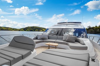 Princess S72 (S72515) 5 Foredeck