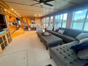 2005 Horizon 18x88 Houseboat 3 