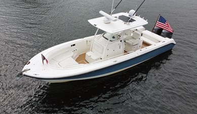 FLYING WASP 16 Port Bow