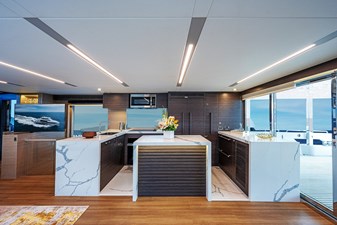 FD75-709 / NOW AVAILABLE 12 15-FD75 Hull 09__galley-R