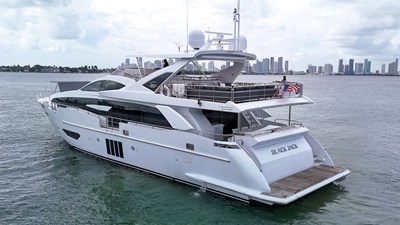 95 Raised Pilothouse 12 95' Azimut _ Drone-13