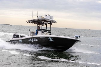 28' Caymas 281HB Center Console 28 