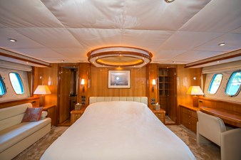 Basya Nicoli 28 Sunseeker 82Y Basya Nicoli Master Cabin