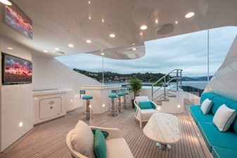 RHINO 86 87. Rhino open deck