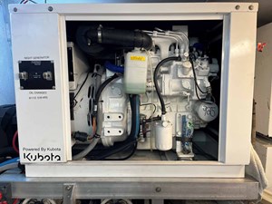 MON SHERI  79 2022 15 KW night generator 1