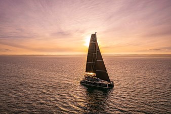 OTOCTONE 1 Aerial Starboard Profile