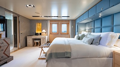 LOON 32 Loon 221' -  Tank Deck Port Aft Guest Stateroom