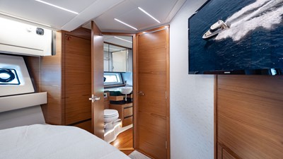 Lorax 52 2024 Tiara Yachts 48 LE