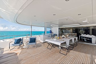 MOONRAKER 37 