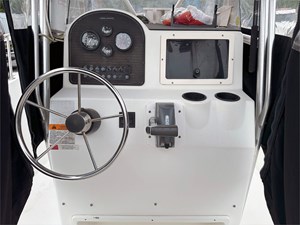 23' Hydra-Sports 2000 Seahorse 17 