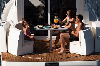 SPIRIT 31 HT INBOARD 1 