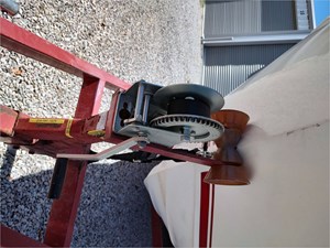 1989 Sea Ray 220 Overnighter 16 