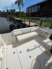 - 6 7_2013 37ft Boston Whaler 370 Outrage